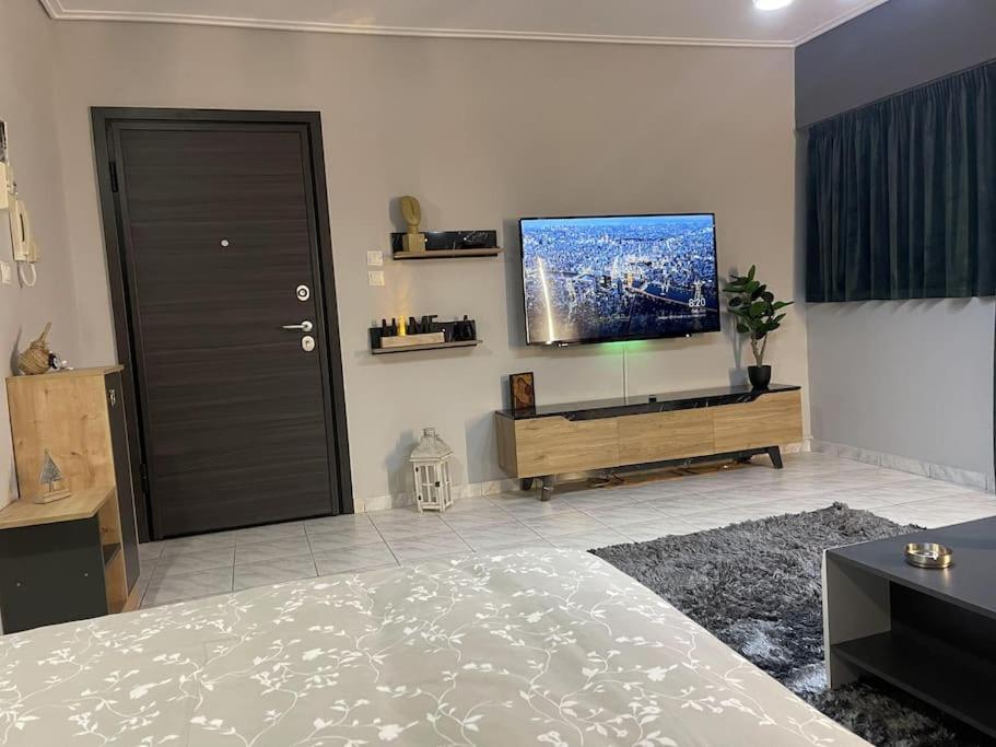 Central Modern Apartment Wolos Zewnętrze zdjęcie